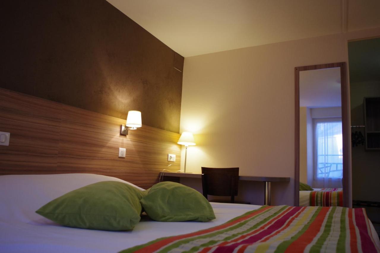 Logis Hotel Le Chene Vert Savenay Esterno foto