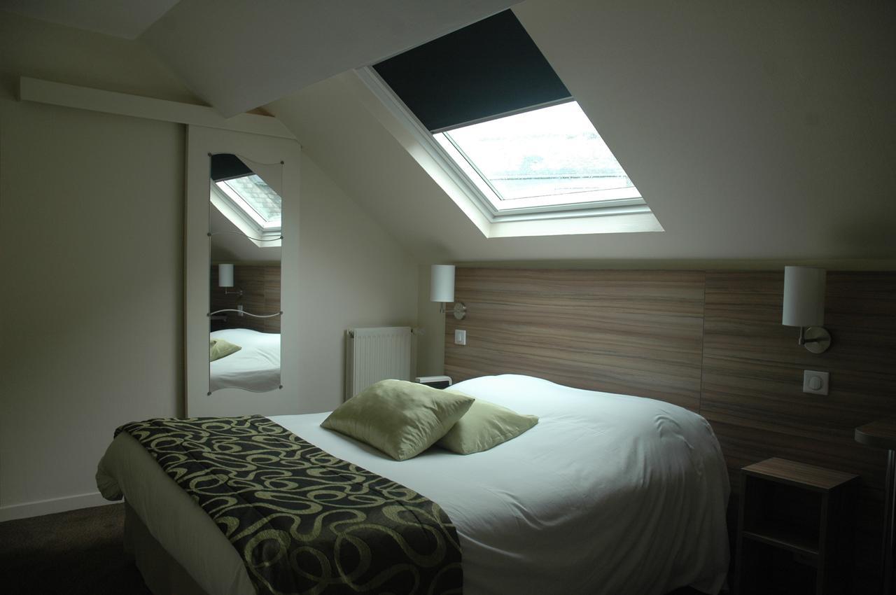 Logis Hotel Le Chene Vert Savenay Esterno foto